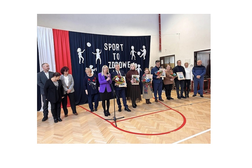 Otwarcie boiska wielofunkcyjnego przy Szkole Podstawowej w Szewnicy